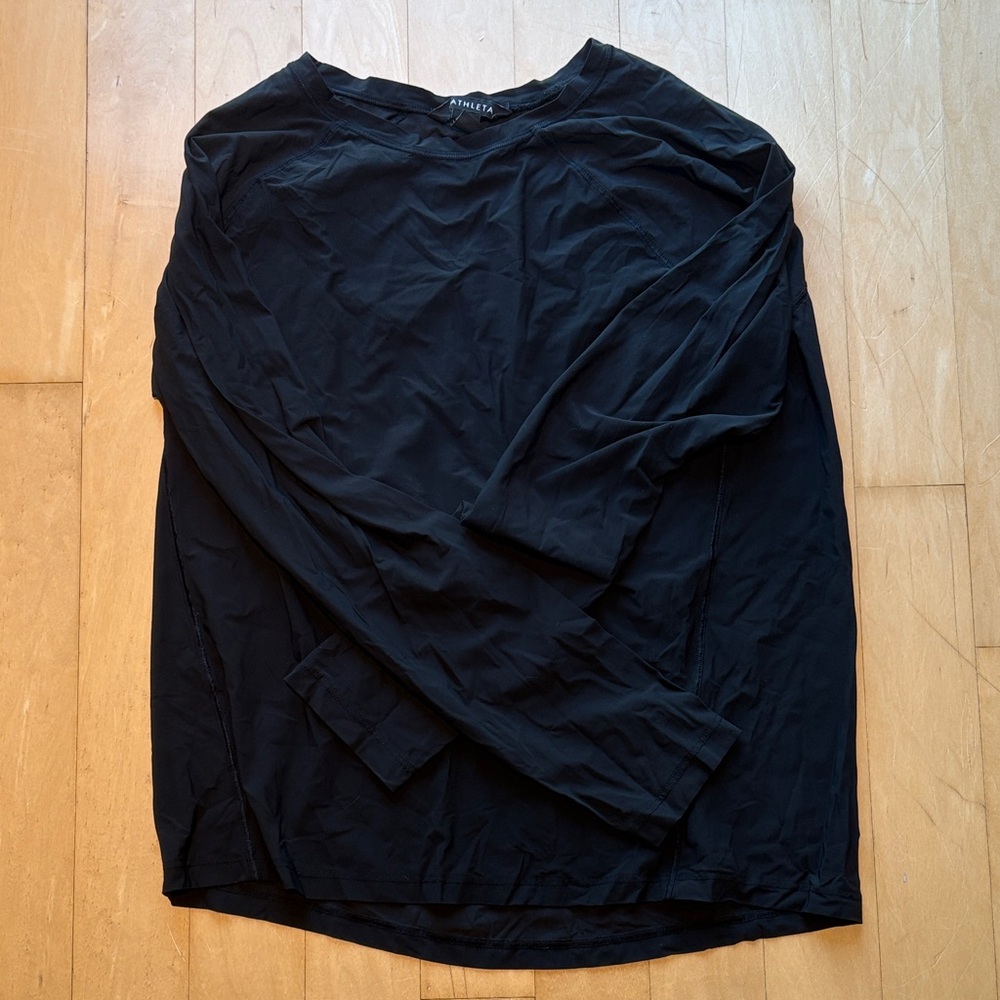 Athleta Women’s Long Sleeve Black Tee